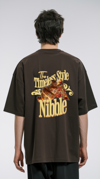 TIMELESS NIBBLE – OVERSIZED –QAMELL