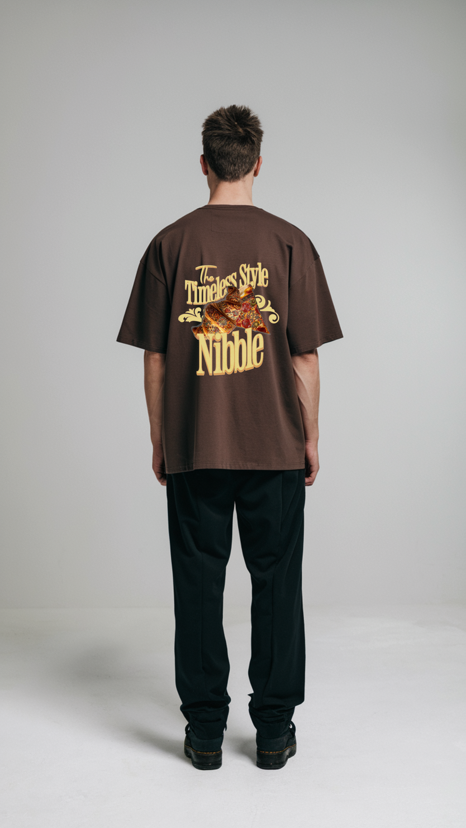 TIMELESS NIBBLE – OVERSIZED –QAMELL